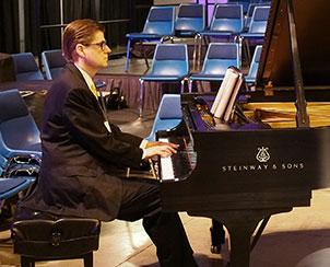 Cantor Phillip Magness of Immanuel Lutheran Church, Broken Arrow, Okla., provided music during the convention. (LCMS Communications)