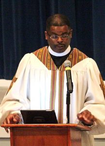 The Rev. Donald Anthony, pastor of Grace Lutheran Church, Concord, N.C., leads worship March 8 at the end of the 2015 Civil Rights Symposium at Concordia College Alabama. (Concordia College Alabama/Nate Pinkston)