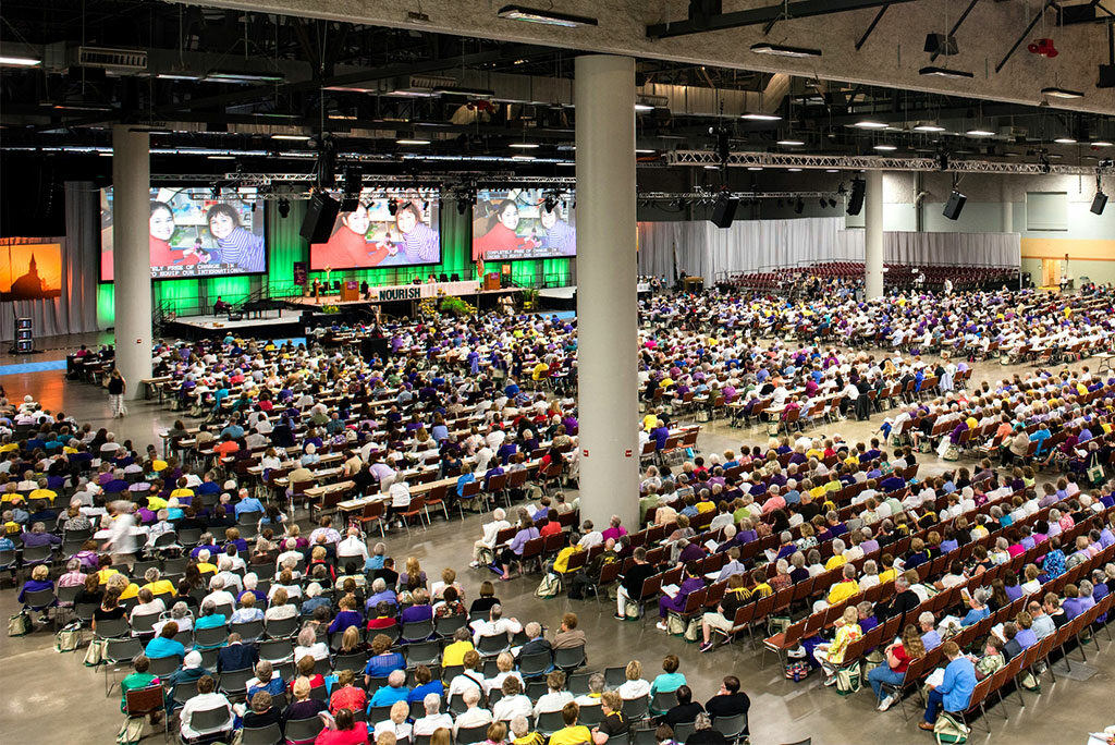 Participants gather at the 36th Biennial Convention of the Lutheran Women's Missionary League June 26, 2015, in Des Moines, Iowa. The LWML's next convention is set for June 22-25, 2017, in Albuquerque, N.M. (LCMS/Erik M. Lunsford)