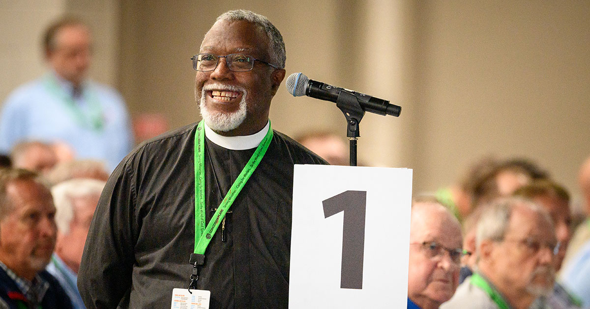 The Rev. Delwyn Campbell, delegate to the 68th Regular Convention of The Lutheran Church—Missouri Synod (LCMS), speaks during debate on Resolution 11-01 in Milwaukee. (LCMS/Frank Kohn)